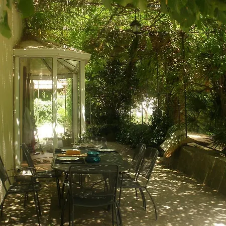 Campagne Beausoleil بيت ضيافة لا سين سور مير